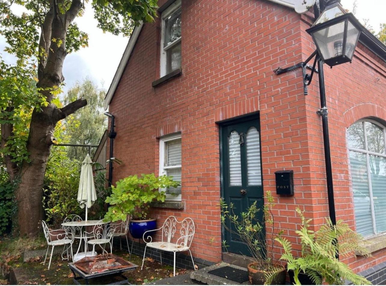 Self Contained Coach House In Leafy South Belfast The Location Is Not Accurate Διαμέρισμα Εξωτερικό φωτογραφία
